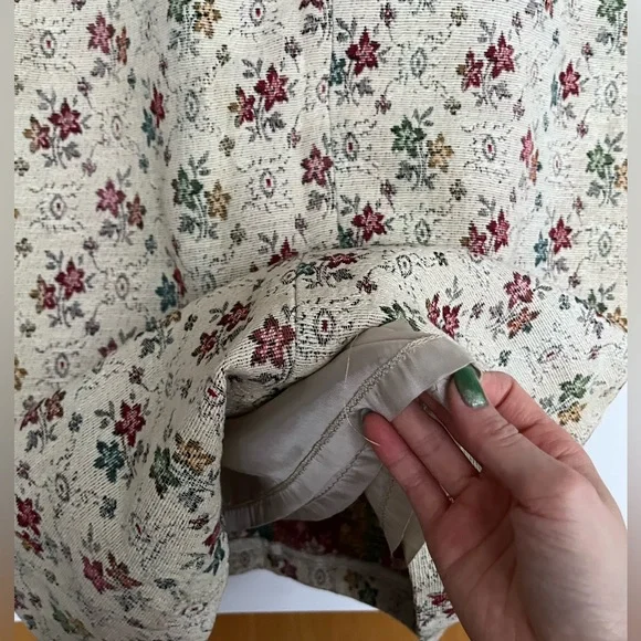 Vintage Floral Tapestry Skirt 24” - Picture 7 of 9